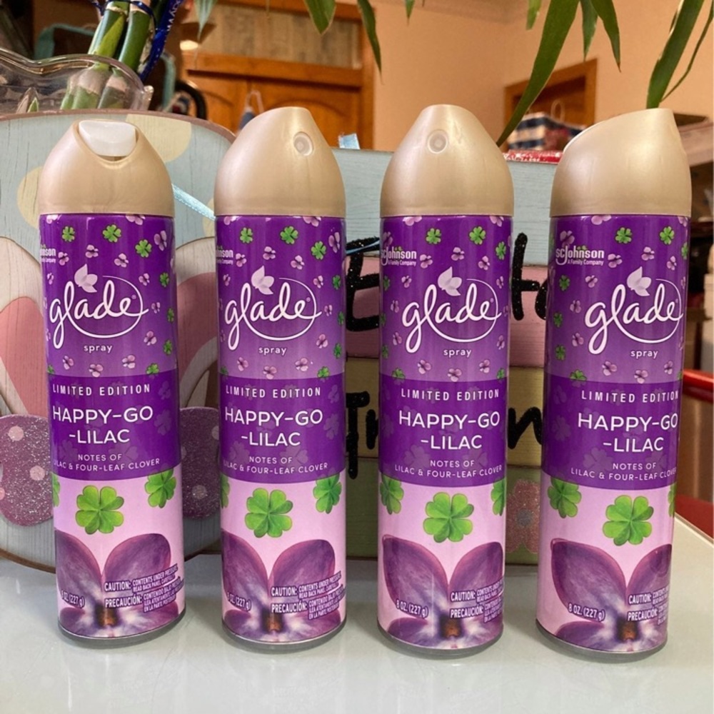 Glade spray set of 4 Happy- Go - Lilac 8 oz each.